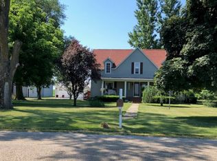 1227 E 100 North Rd, Atwood, IL 61913