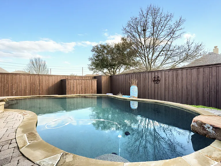 1808 Giddings Ct — Photo 36