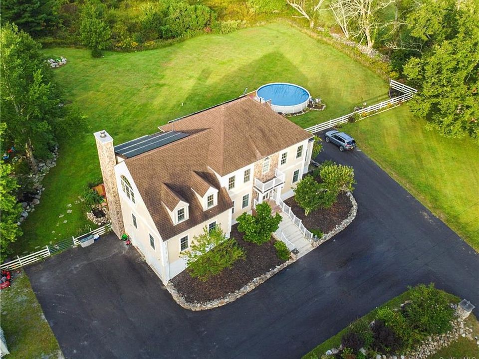 1st image of 167 Vinegar Hill Rd