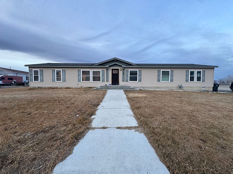 1st image of 70 W 100 N