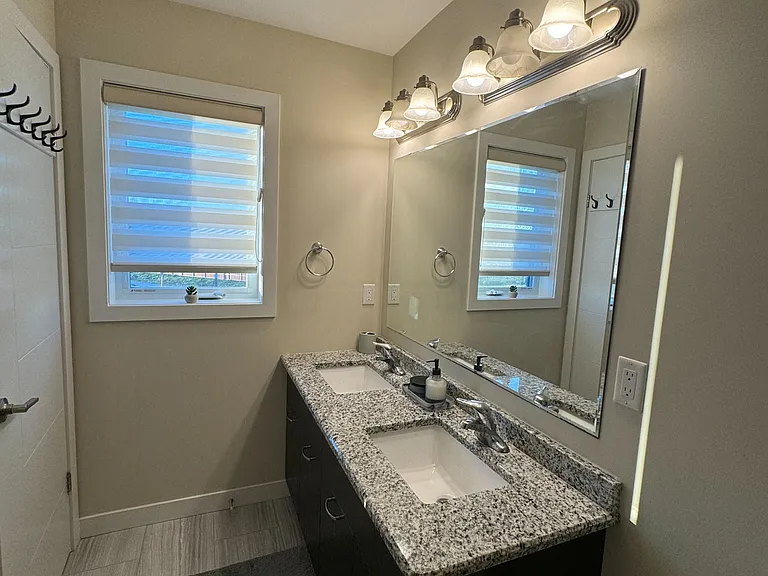 897 Robert Ferrie Dr — Photo 11