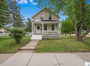 428 W Broadway Ave, Saint Peter, MN 56082