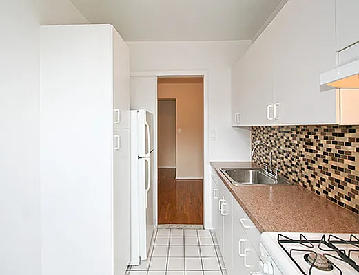 Rented by SW Queens Mezzanine | media 17