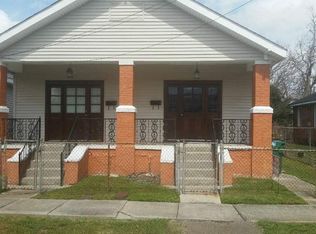 711 Perry St, Gretna, LA 70053