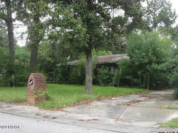 214 Madrid St, Warner Robins, GA 31093