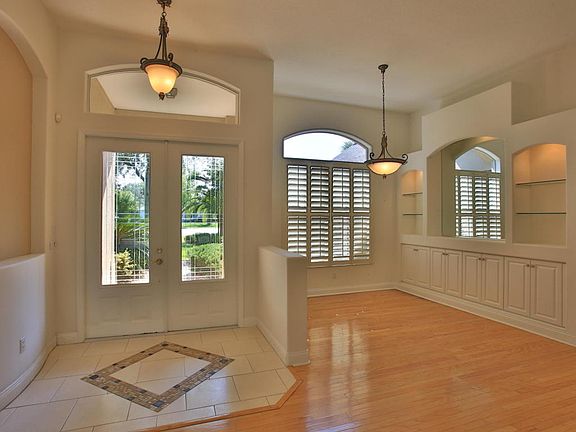 4th image of 3609 Christa Ct