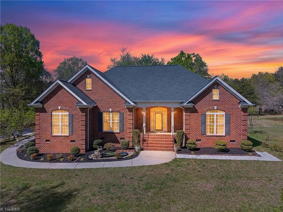 1st image of 2027 Whites Mill Rd
