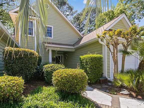 2nd image of 4548 Greenbriar Dr #4548