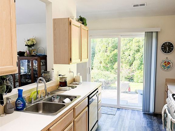 5th image of 4504 67th Avenue W