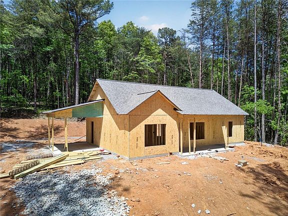 4th image of 1091 Drummond Rd