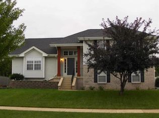 6511 Weaver Rd, Rockford, IL 61114