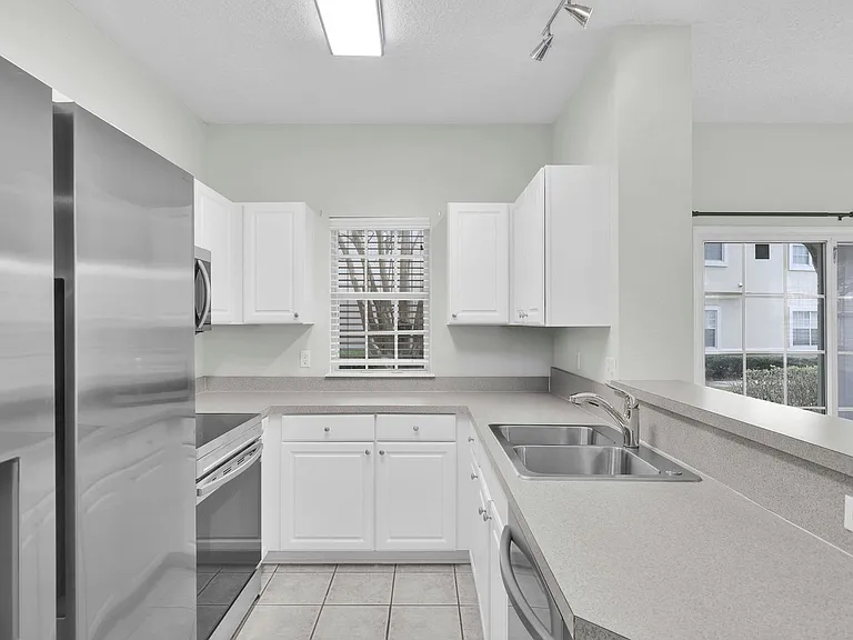 1745 Forest Lake Cir W #2 — Photo 7
