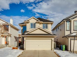 40 S Shannon Gdns SW, Calgary, AB T2Y 4L7
