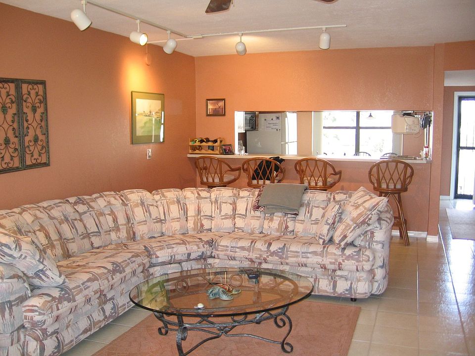 Spacious Living Area