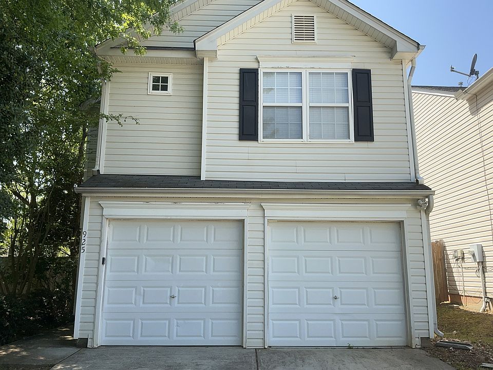 1st image of 925 Stinson Ave