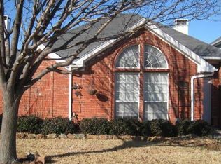 2209 Dallas Dr, Carrollton, TX 75006