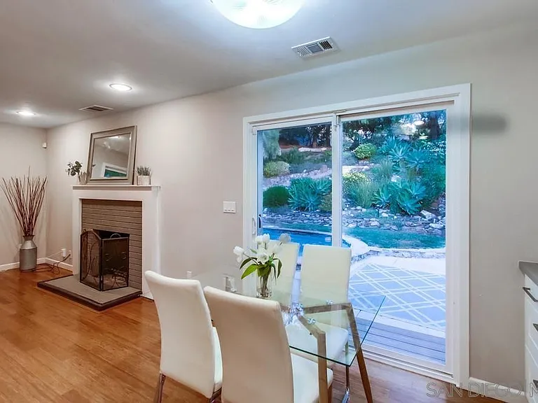 4945 Tierra Baja Way — Photo 7