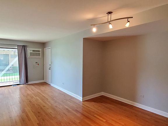 5th image of 2143 N Harlem Ave Rear 120