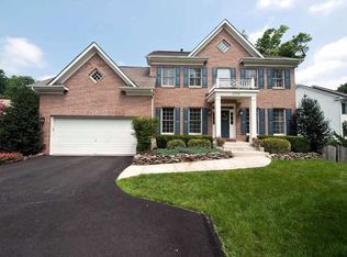 8058 Prichards Ct, Dunn Loring, VA 22027