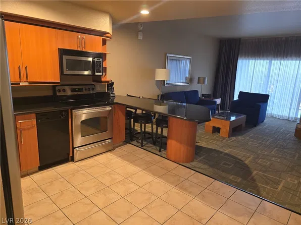 211 E Flamingo Rd #714, Las Vegas, NV 89109
