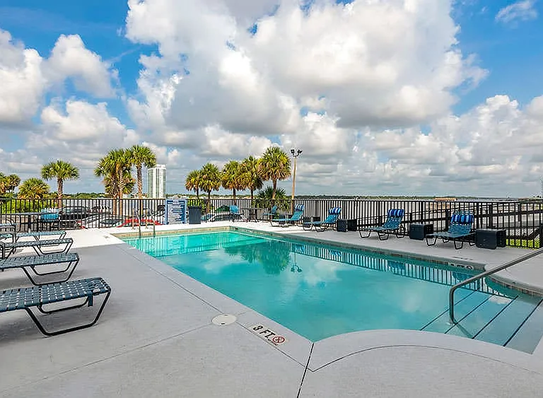 The Overlook at Daytona — Photo 1