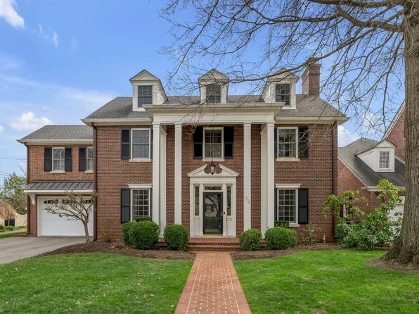 304 Holiday Rd, Lexington, KY 40502
