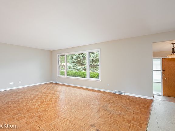 2nd image of 1034 Nevada St