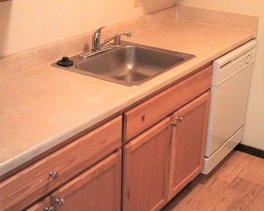 4th image of 2424 Chalet Gardens Ct