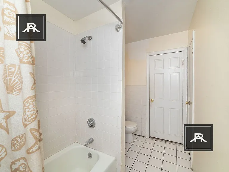 23 Chester St #4 — Photo 5