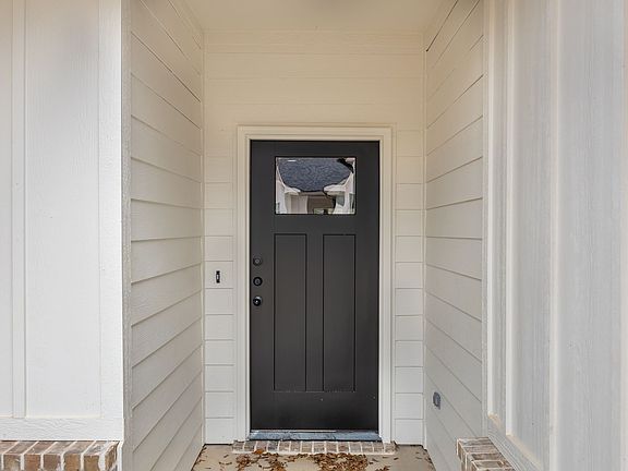 3rd image of 17569 County Road 196 Unit 101