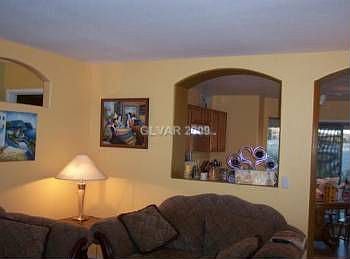 5th image of 1021 Silver Creek Ave