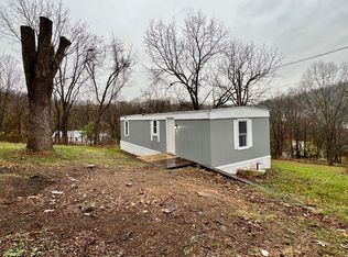 20 Laurel Hill Ln, Berkeley Springs, WV 25411