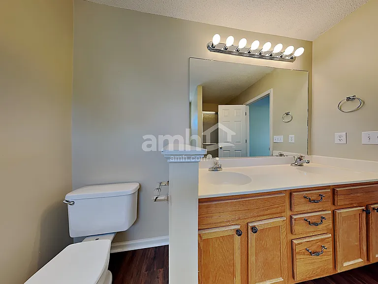 5535 Bridgegate Dr — Photo 11