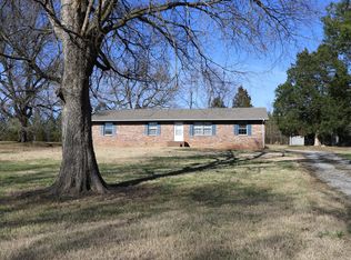 1239 Gip Manning Rd, Clarksville, TN 37042