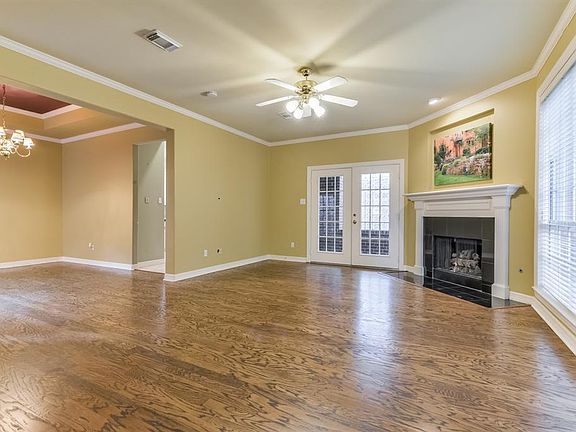 5th image of 3127 Cedar Knolls Dr