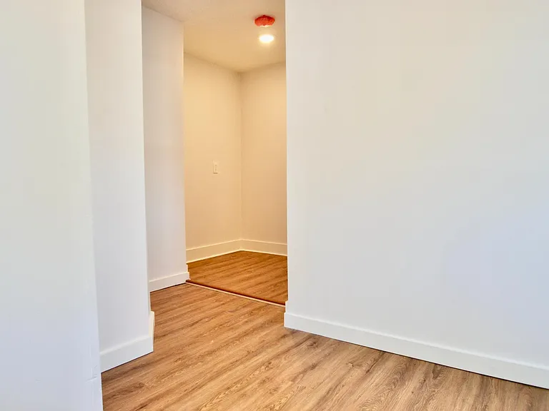 63 Cherry St #2R — Photo 17