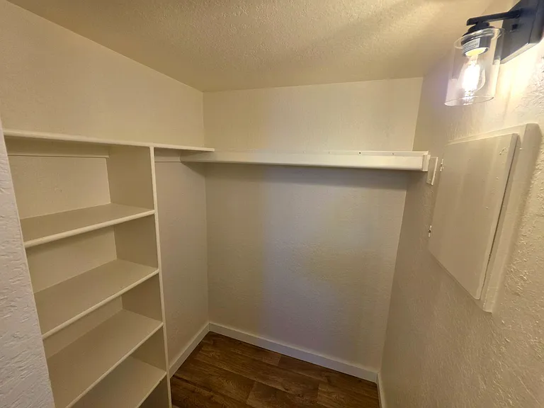 126 E Mohave Rd — Photo 28