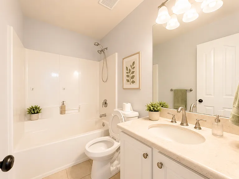 16131 Circlegreen Dr — Photo 19