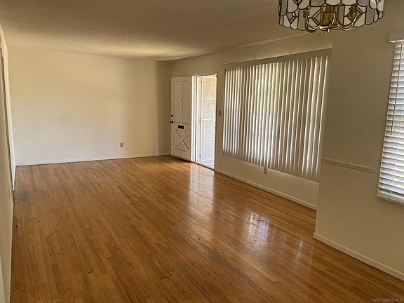 4th image of 6896 50th St