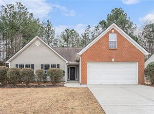 415 Cedarhurst Rd, Lawrenceville, GA 30045