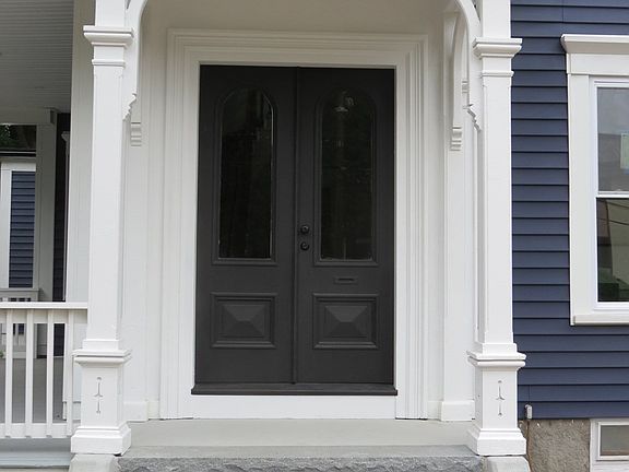2nd image of 51 Grove Ave