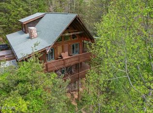 1979 E Mountain View Way, Sevierville, TN 37876