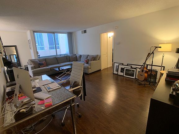 3rd image of 8630 Burton Way APT 203