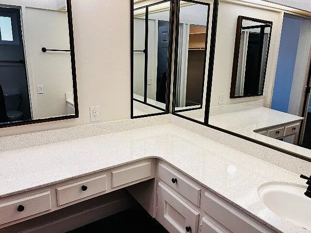2204 Plaza De Las Flores — Photo 43