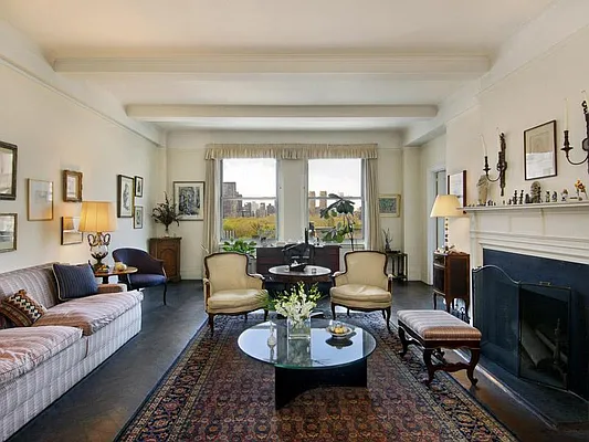 Sold by Sotheby's International Realty | media 2