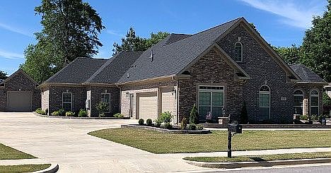 2nd image of 148 Holbrook Dr