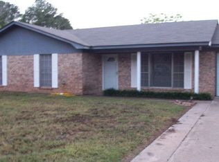 309 Lelia St, Palestine, TX 75803