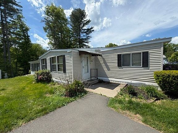 2nd image of 9 Johns Dr