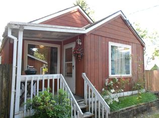 916 SW 118th St, Seattle, WA 98146