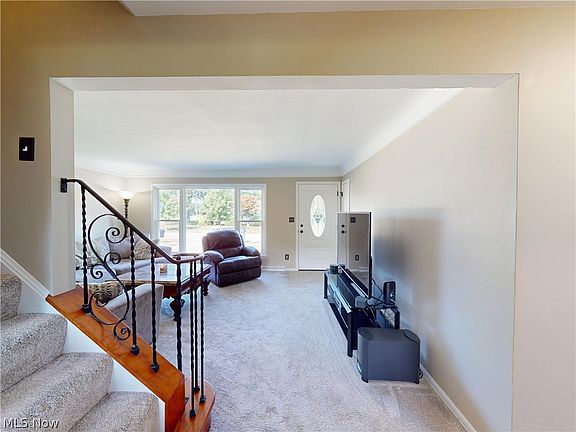 4th image of 1791 Kapel Dr